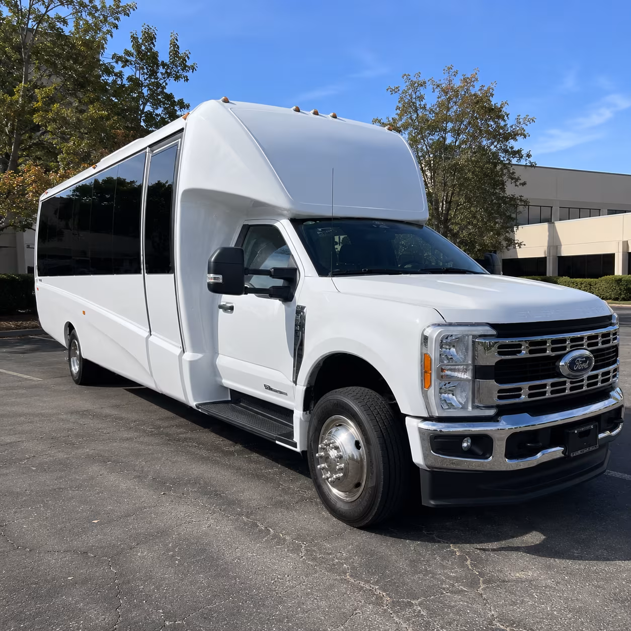 bus rentals for bands and performers traveling through fayetteville