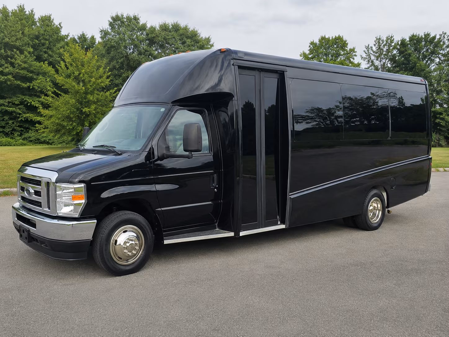 find the perfect transportation for your next school field trip 2