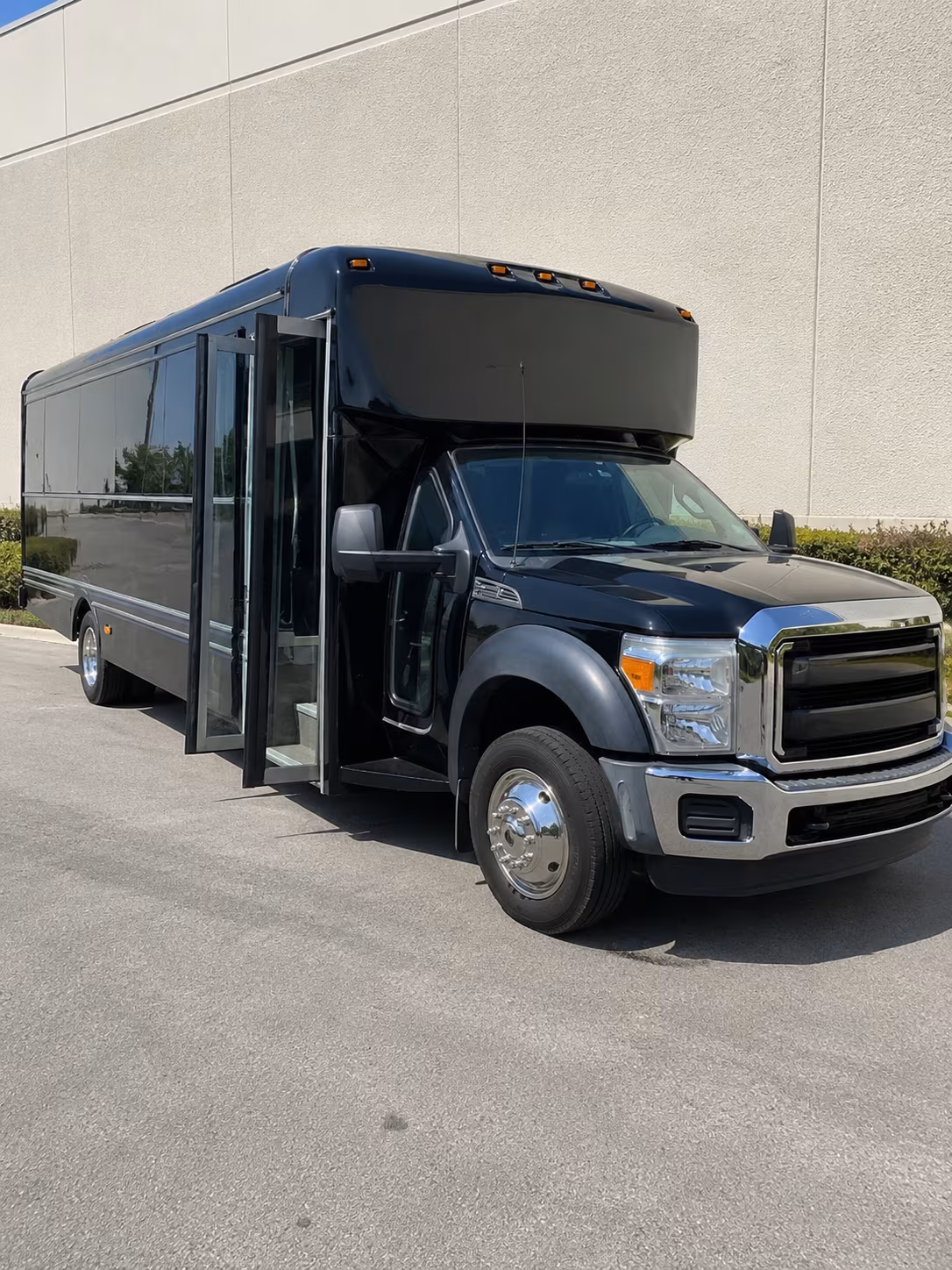 party buses for fayetteville bachelorette and bachelor weekends